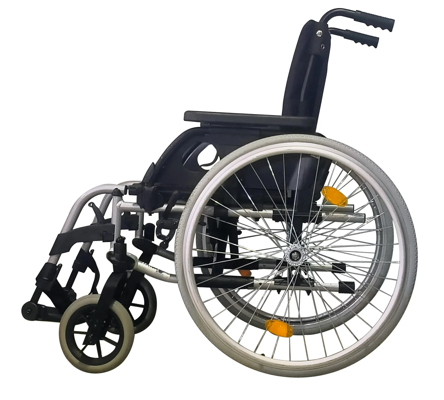 Breezy-16-inch-Manual-Wheelchair-1 Breezy 16 inch Manual Wheelchair (Pre-Owned) - Image 1