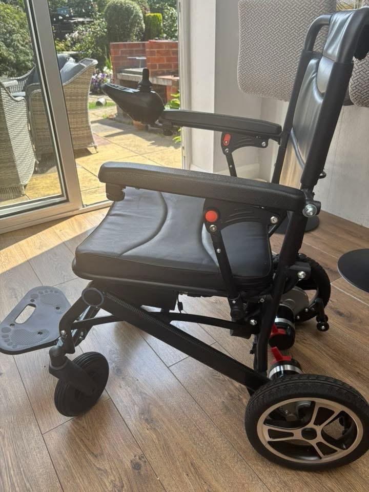 Foldable-Electric-Power-Wheelchair-iGo-EZ-Chair-type Foldable Electric Power Wheelchair (iGo / EZ Chair type) - Image 1