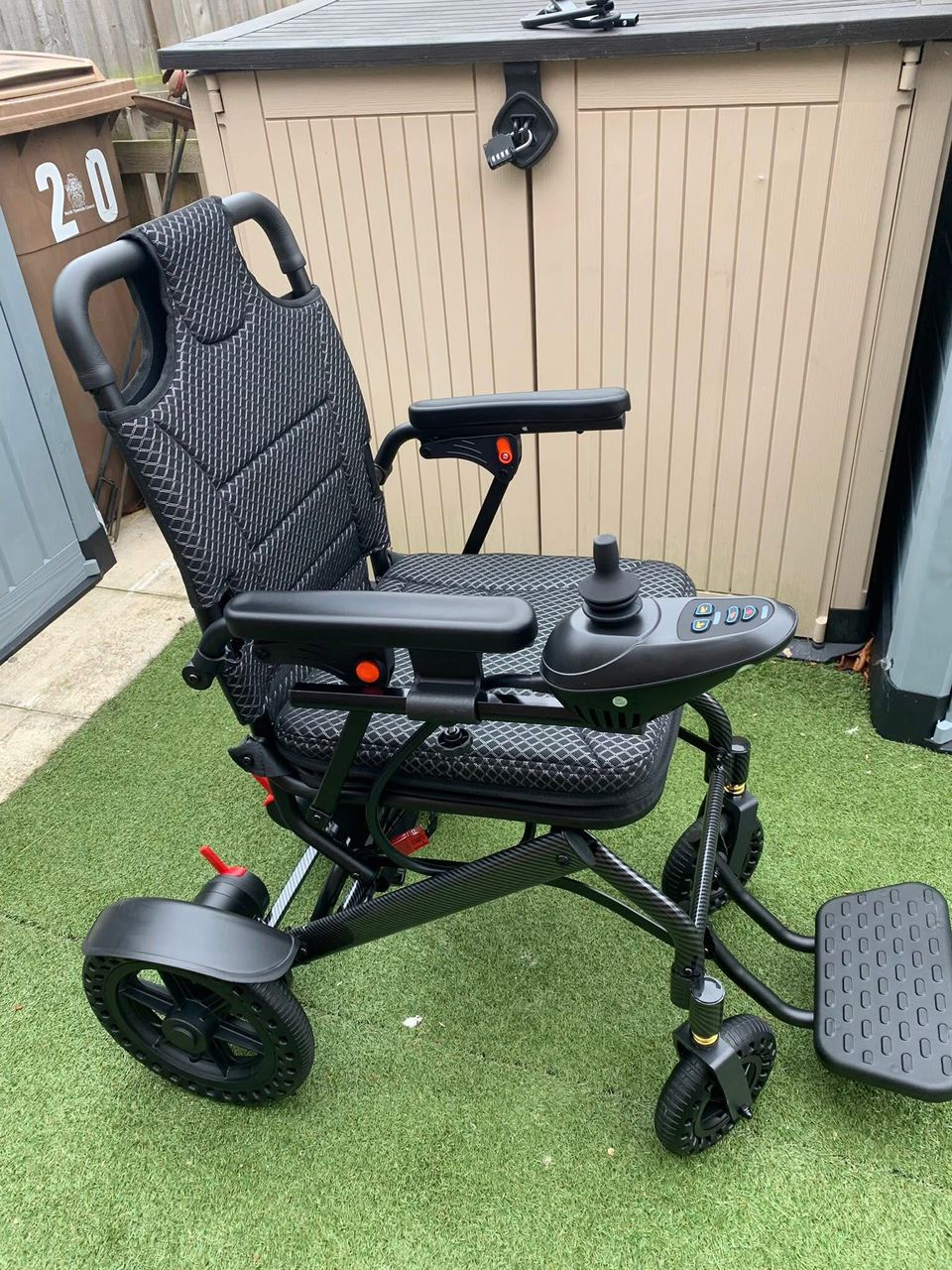 Foldable-electric-wheelchair-3 Foldable electric wheelchair - Image 1